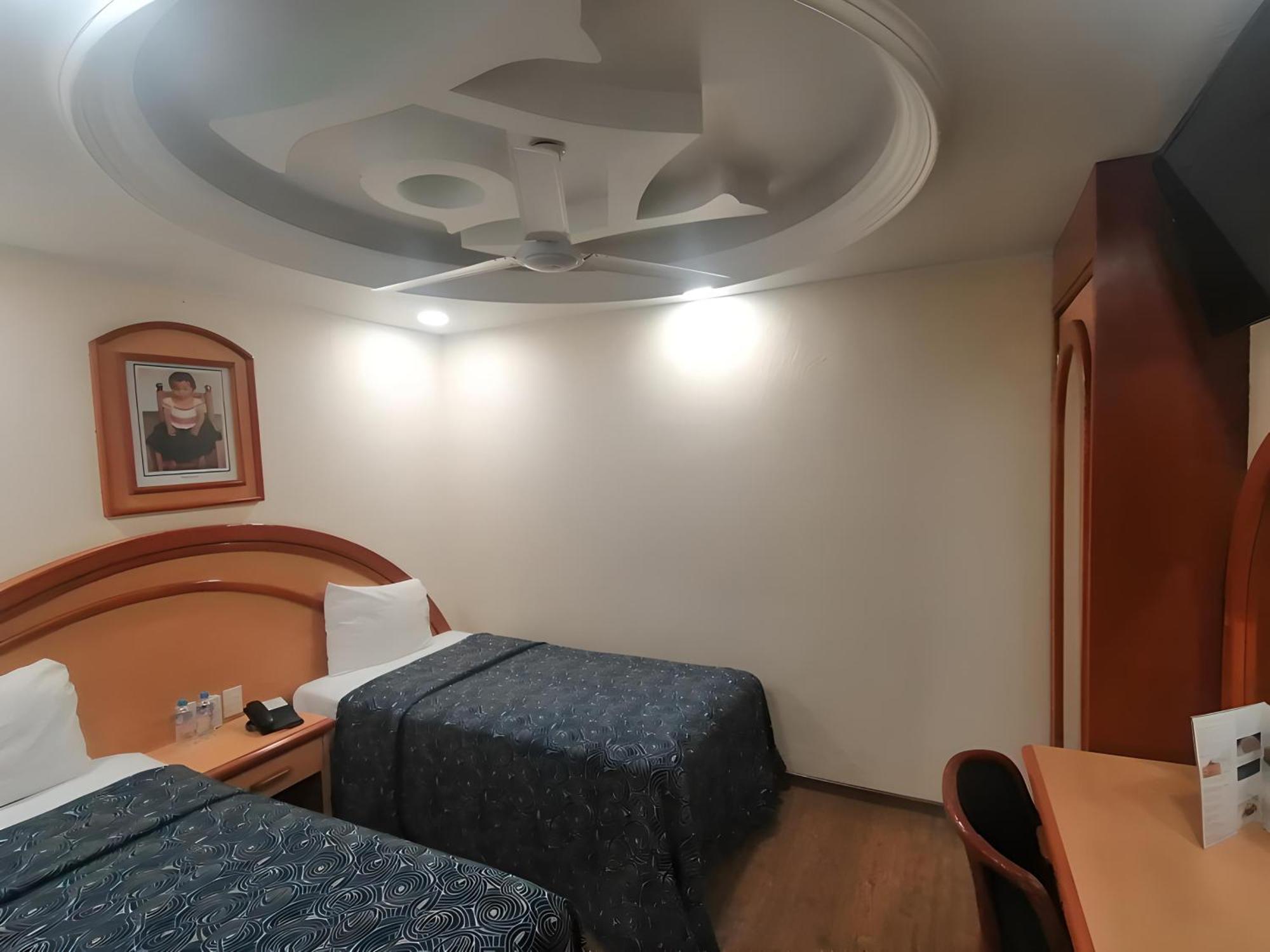 Hotel Diligencias Mexikóváros Kültér fotó